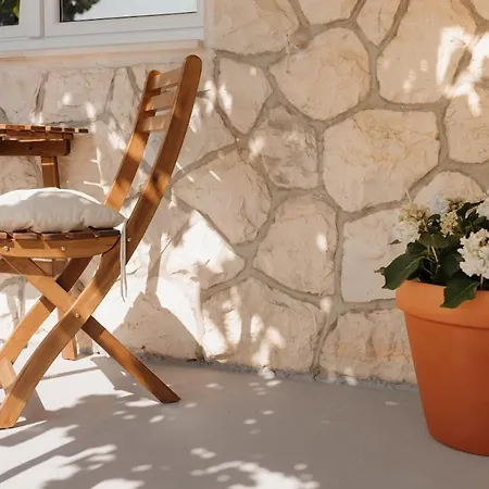 2nd Hvar Apartment *
